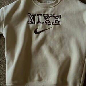 it’s a Large but it’s runs so small so that’s why I’m selling it